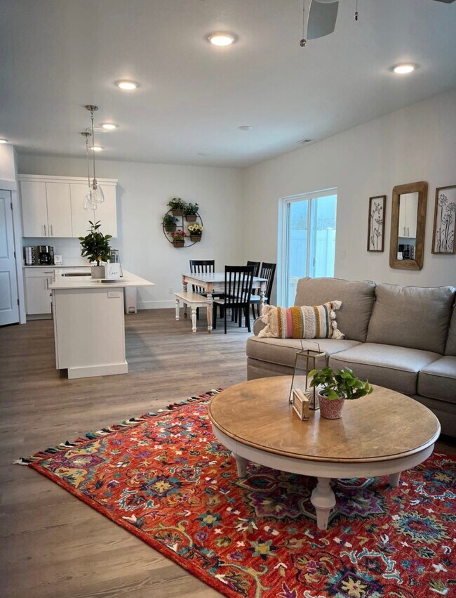 1058 Jaylee Dr, Rigby, ID 83442 Townhome Rentals in Rigby ID