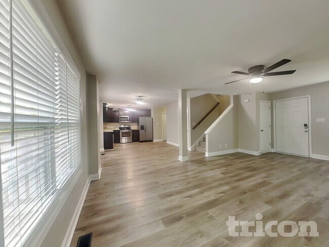 Foto del edificio - 542 Magnolia Dr