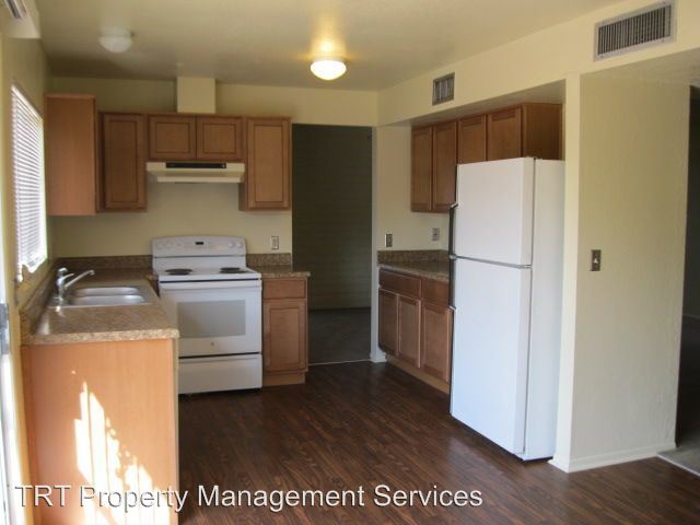 Building Photo - 2750 W San Serafin Dr
