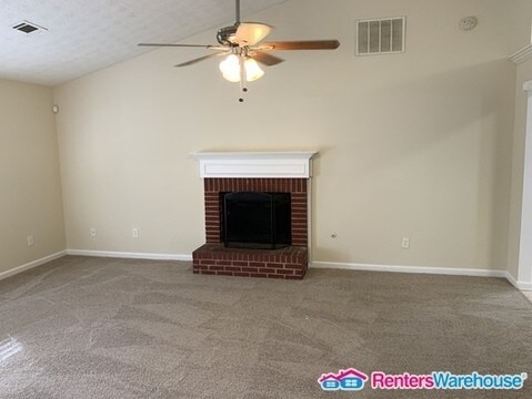Foto del edificio - 1 Bonnie Glen Ln