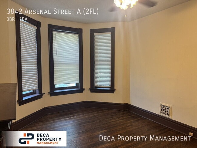 Foto del edificio - 3840-3842 Arsenal St