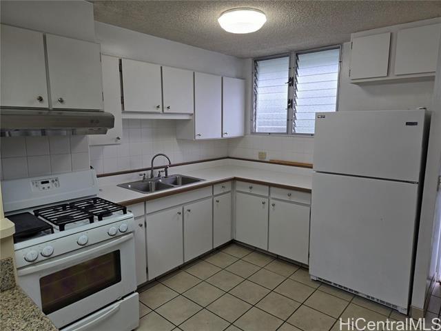 Foto del edificio - 910 Kapahulu Ave