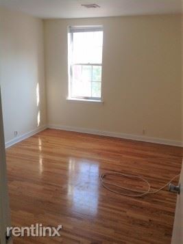 Foto del edificio - 1024 Clinton St