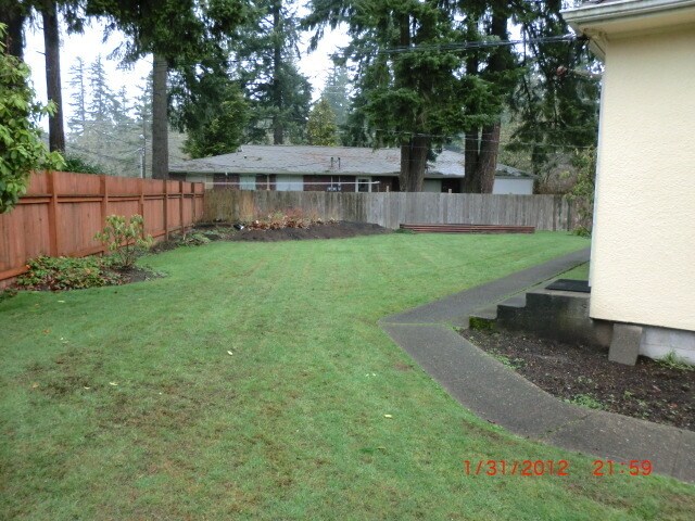 Foto del edificio - Rent Ready --- Pending approved tenant