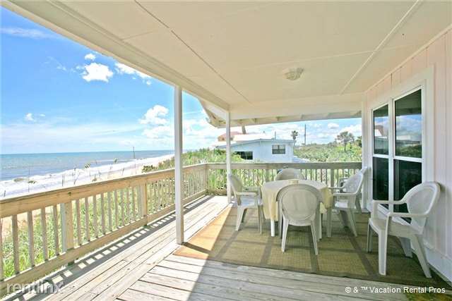Building Photo - 3167 N Oceanshore Blvd