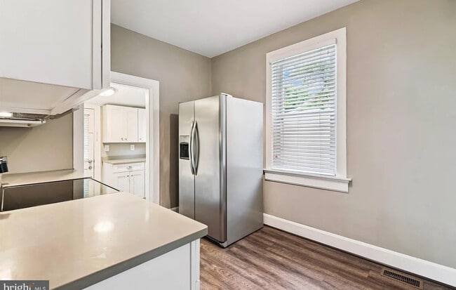 Foto del edificio - 615 Ridgely Ave