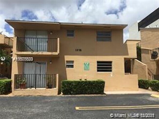 Foto del edificio - 1235 NW 6th St