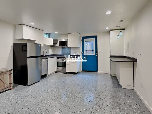 Foto del edificio - 9222 117th St SW
