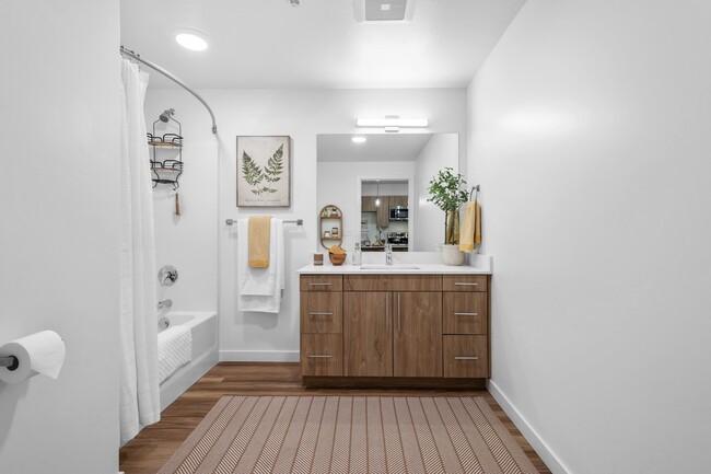 1 BR - 727 - Bathroom 02-min - The Ivory at Woodruff