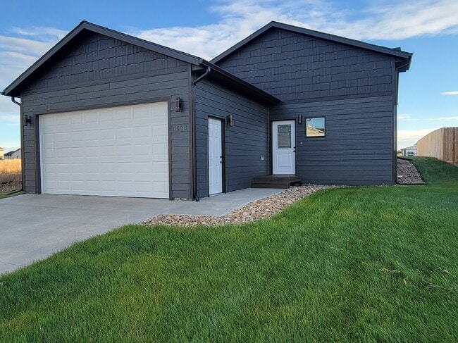 Building Photo - 5633 Coal Bank Dr