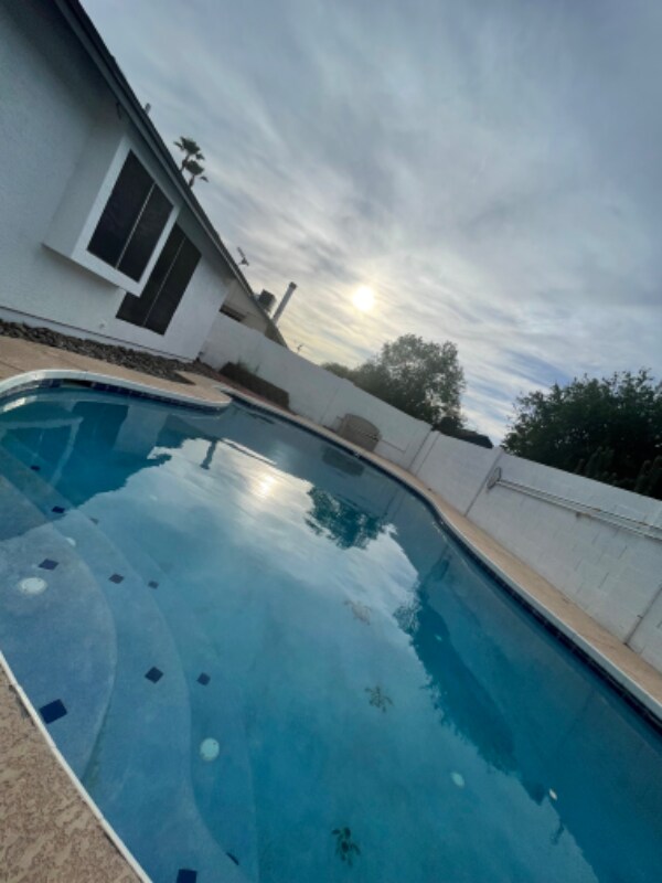 Foto del edificio - 7322 W Tuckey Ln