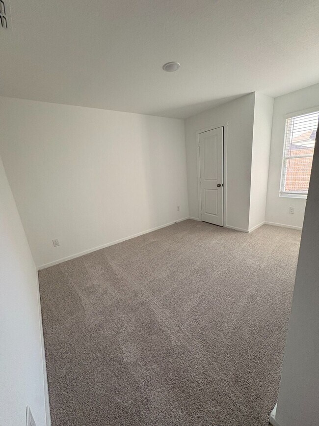 Foto del edificio - 240 Pacific Waters