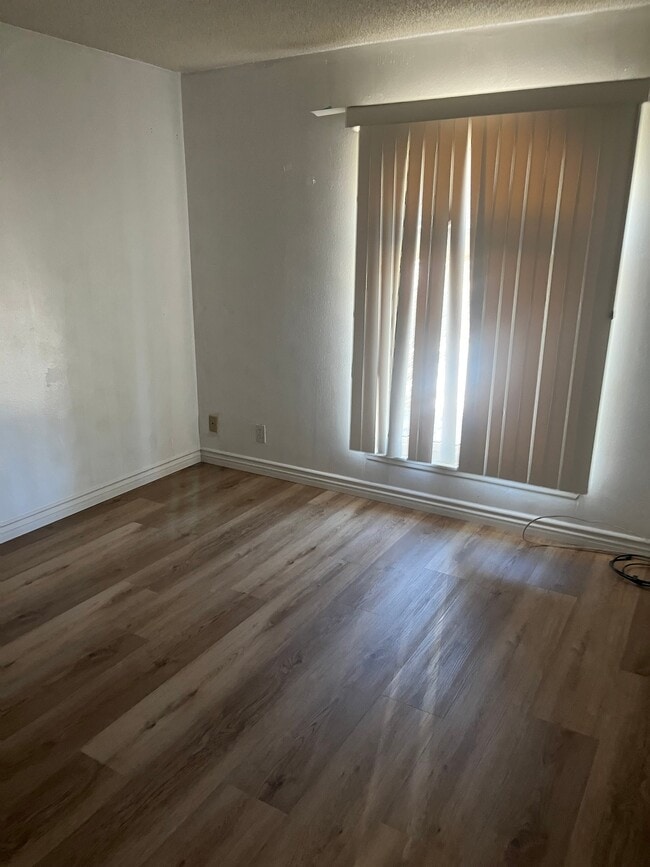 Building Photo - 3001 King Midas Way
