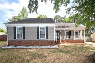 Building Photo - 2600 Olde Whitehall Rd