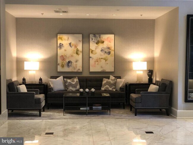 Foto del edificio - 7710 Woodmont Ave