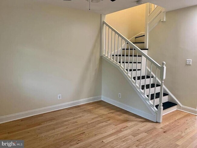 Foto del edificio - 1819 L St NE