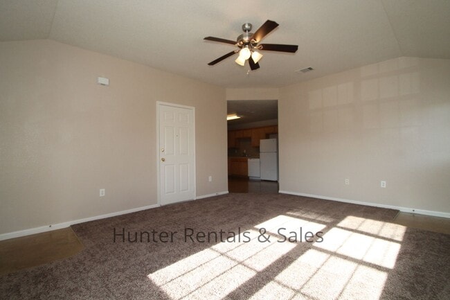 Foto del edificio - Cove Three-Bedroom!