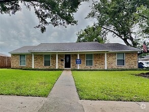 Building Photo - 8127 Twin Hills Dr