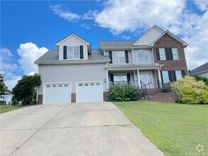 Building Photo - 511 Green Links Dr