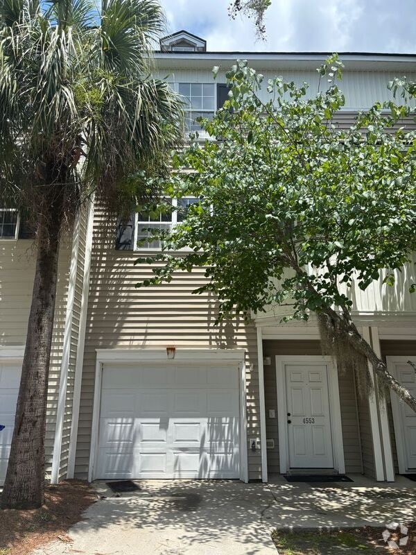 Building Photo - 4553 Great Oak Dr