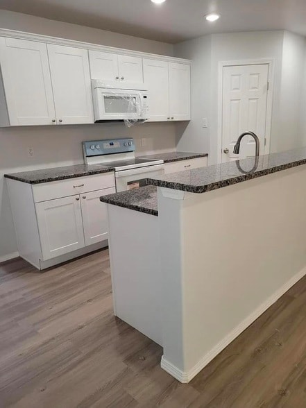 Foto del edificio - 5524 Jarvis St