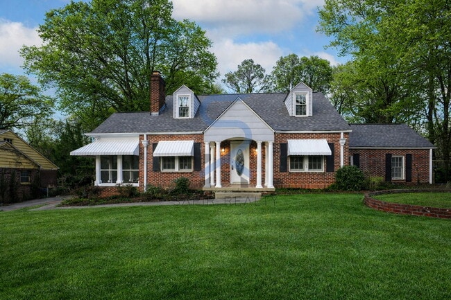 Photo - Move in before February 28th and choose your reward: a $250 Amazon Gift Card or a 55" Smart TV! Apartment