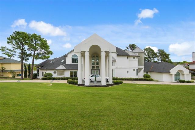 Foto del edificio - 656 Timbercrest Cir