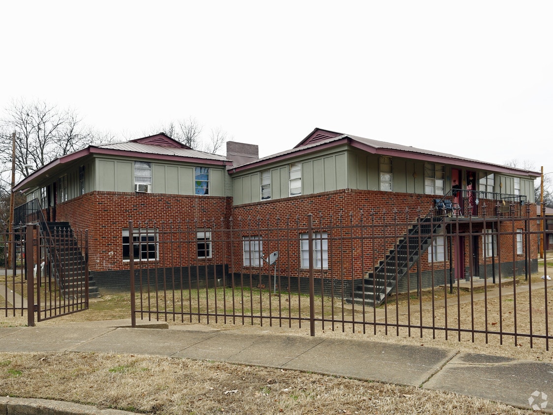 Primary Photo - 2238 Howell Ave