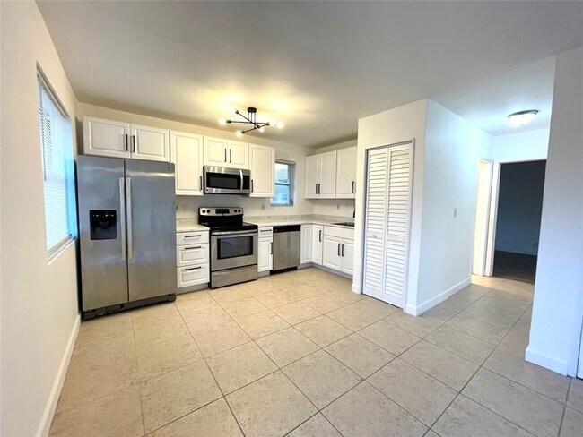 Foto del edificio - 4071 N Dixie Hwy