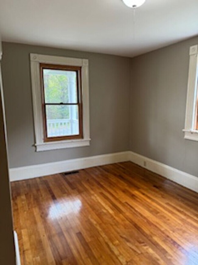 Foto del edificio - Single Family Home Close to Downtown Lexington