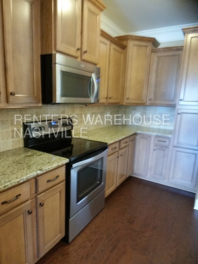 Building Photo - 991 Westhaven Blvd