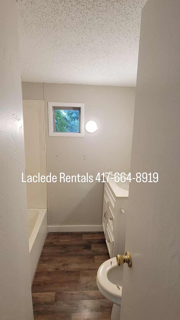 Foto del edificio - 2 BEDROOM 2 BATHROOM HOUSE FOR RENT