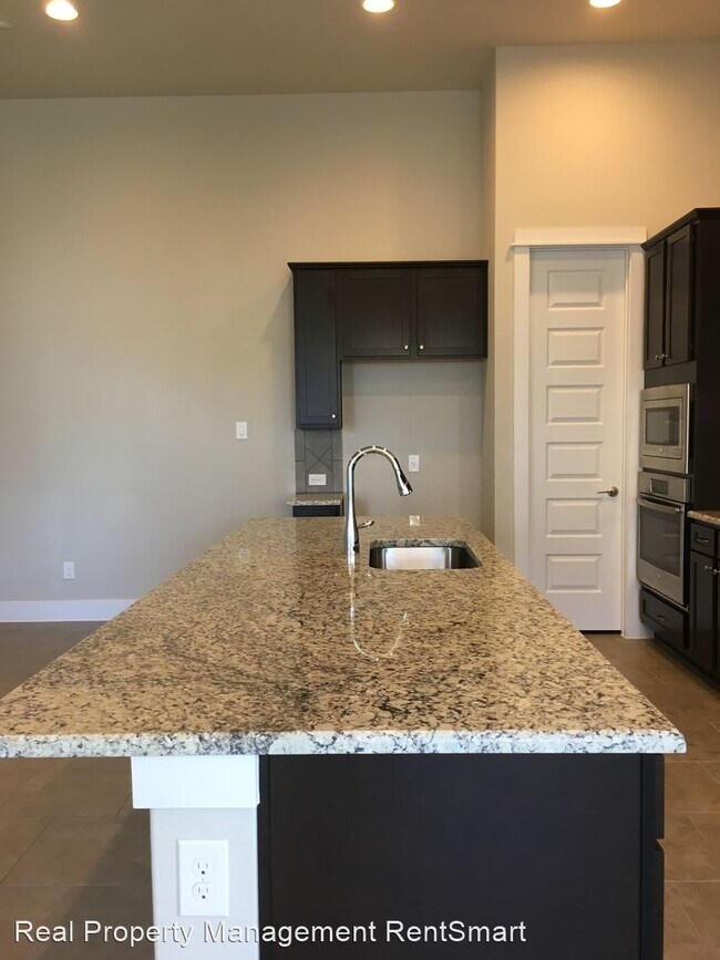 Building Photo - 13701 Ronald Wilson Reagan Blvd