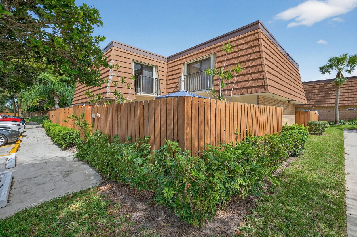 Foto principal - 2701 27th Ct