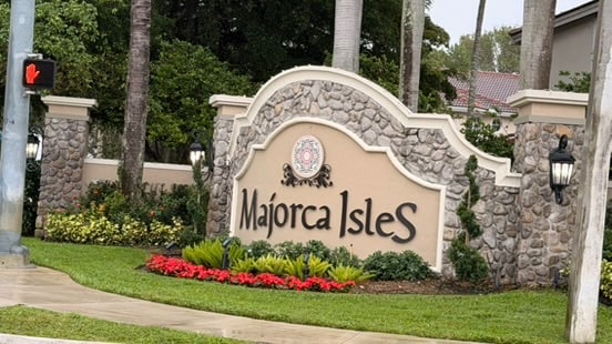 Foto del edificio - 21419 NW 13th Ct