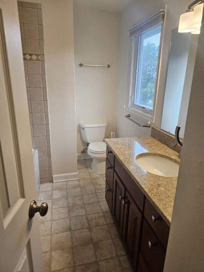 Building Photo - 5 bedroom in Billings MT 59102