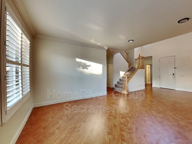 Foto del edificio - 10008 Crooked Stick Dr