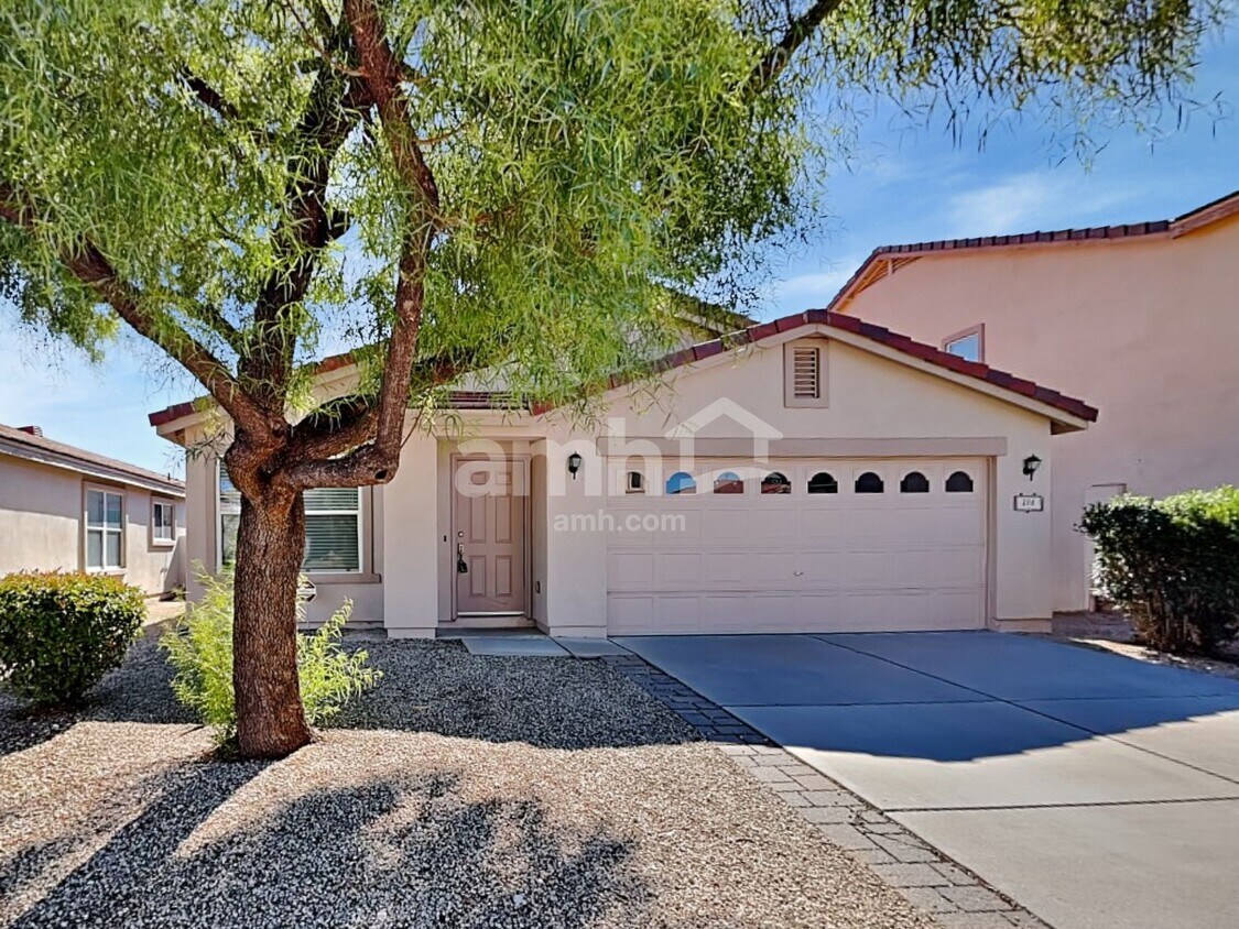 Foto principal - 286 E Mountain Alder St