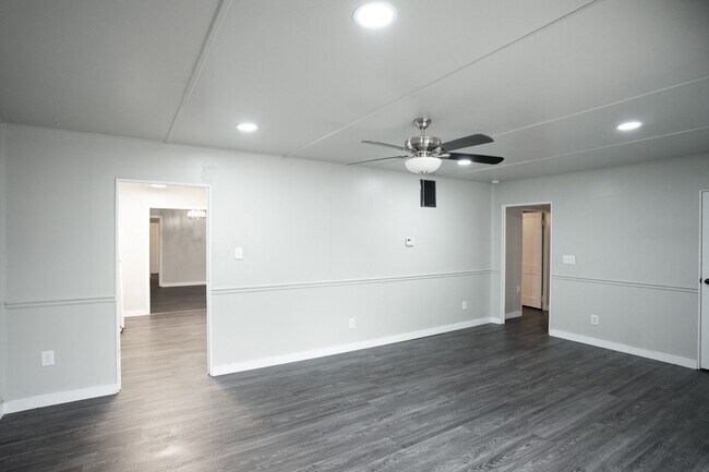 Foto del edificio - 3220 Alpine Rd