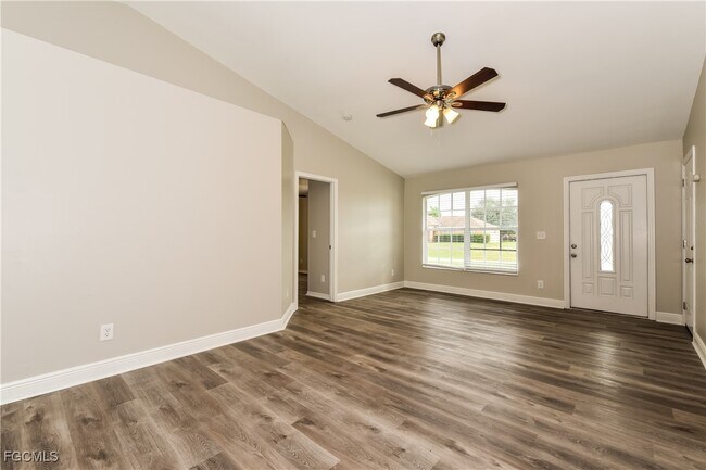 Building Photo - 1201 NE 19th St