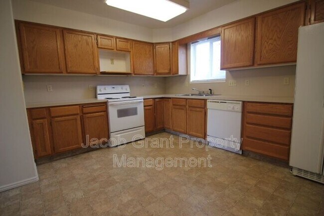 Foto del edificio - 1940 S Ammon Rd