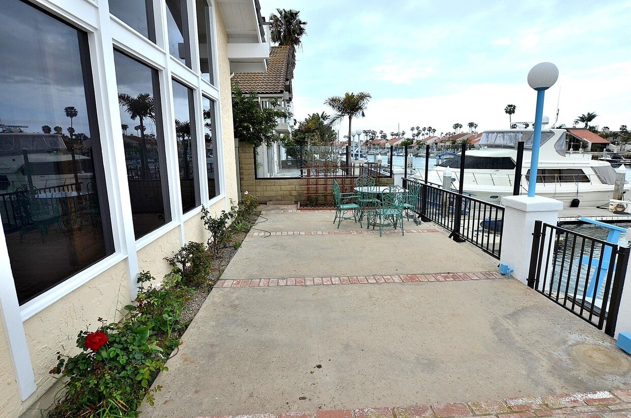 29 Blue Anchor Cay Rd, Coronado, CA 92118 House for Rent in Coronado