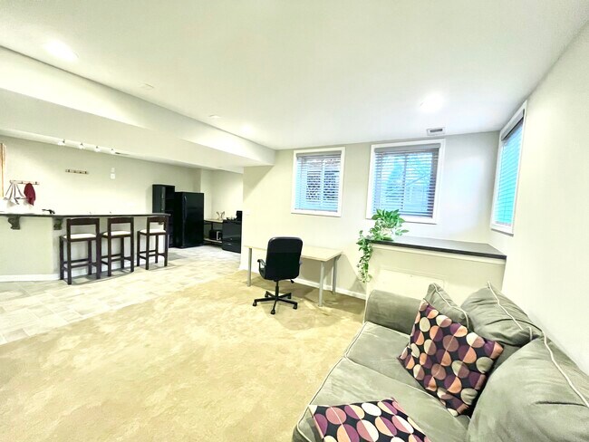 Foto del edificio - 3516 7th St N