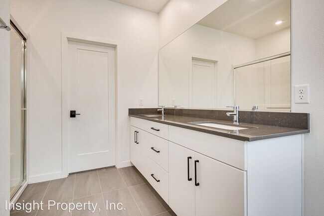 Building Photo - 3 br, 2 bath House - 4362 Vantage Ridge St.