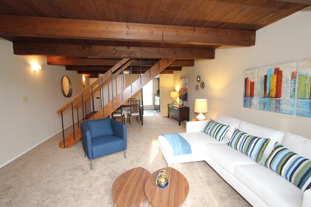 Rivers Edge Apartments and Townhomes Apartments in Dayton, OH