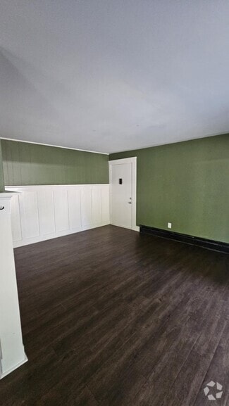 Building Photo - 2525 McKee Ave SW