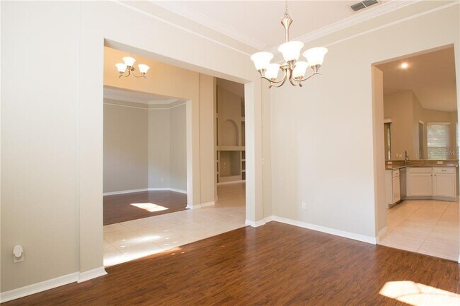 Building Photo - 10050 Canopy Tree Ct