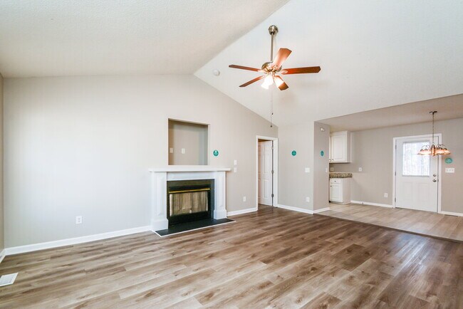 Building Photo - 40 Bent Creek Ct