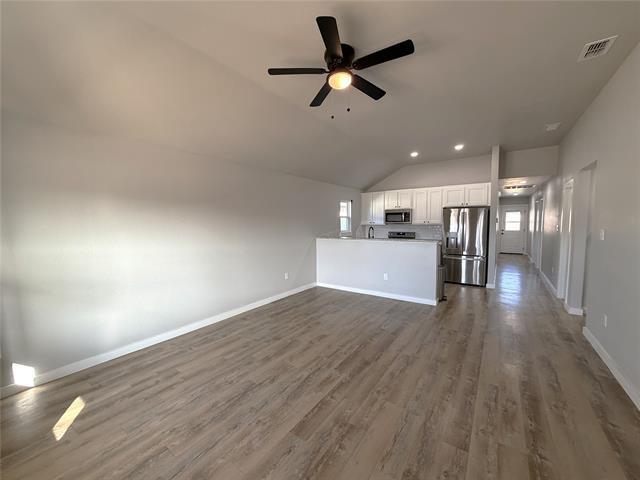 Foto del edificio - 144 Tombstone Rd