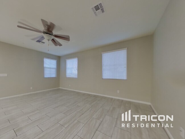 Foto del edificio - 12586 W Roy Rogers Rd